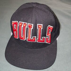 Chicago Bulls Vintage 2011 ADIDAS Snapback Hat 100% Wool OSFM
